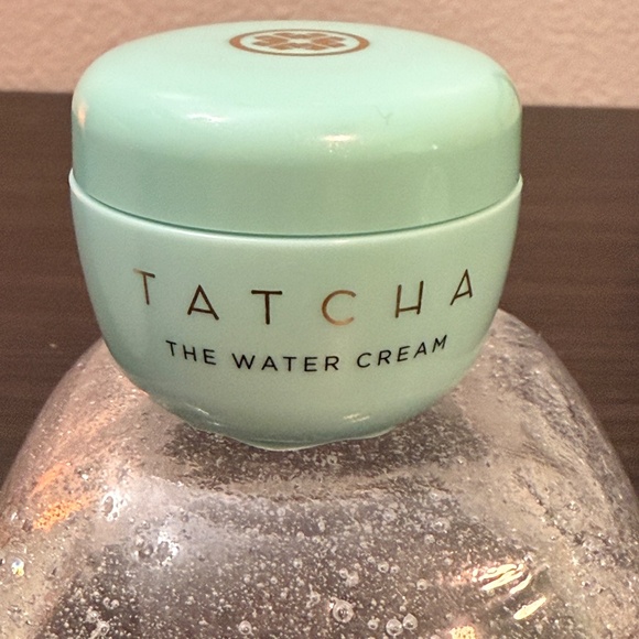 Tatcha - The Water Cream - Picture 1 of 2